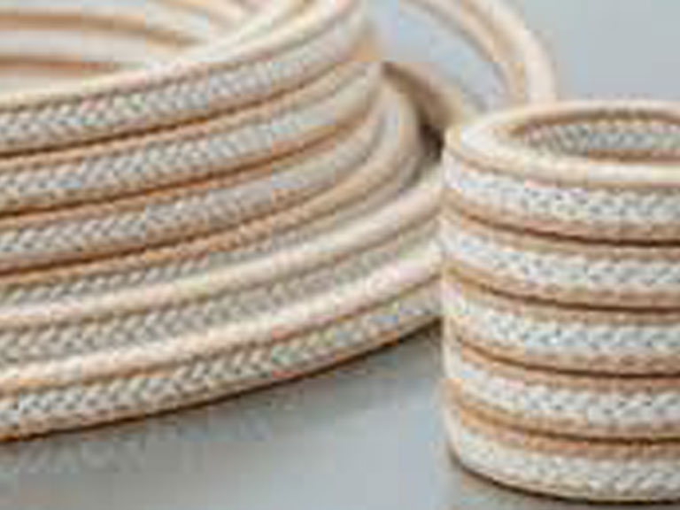 Aramid cornered PTFE braided packing